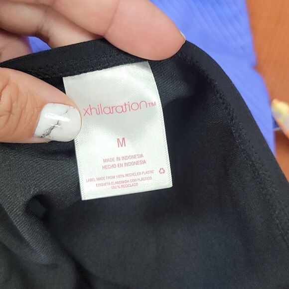 5 Pieces Swim Tops And Bottoms Size Medium - Picture 10 of 11